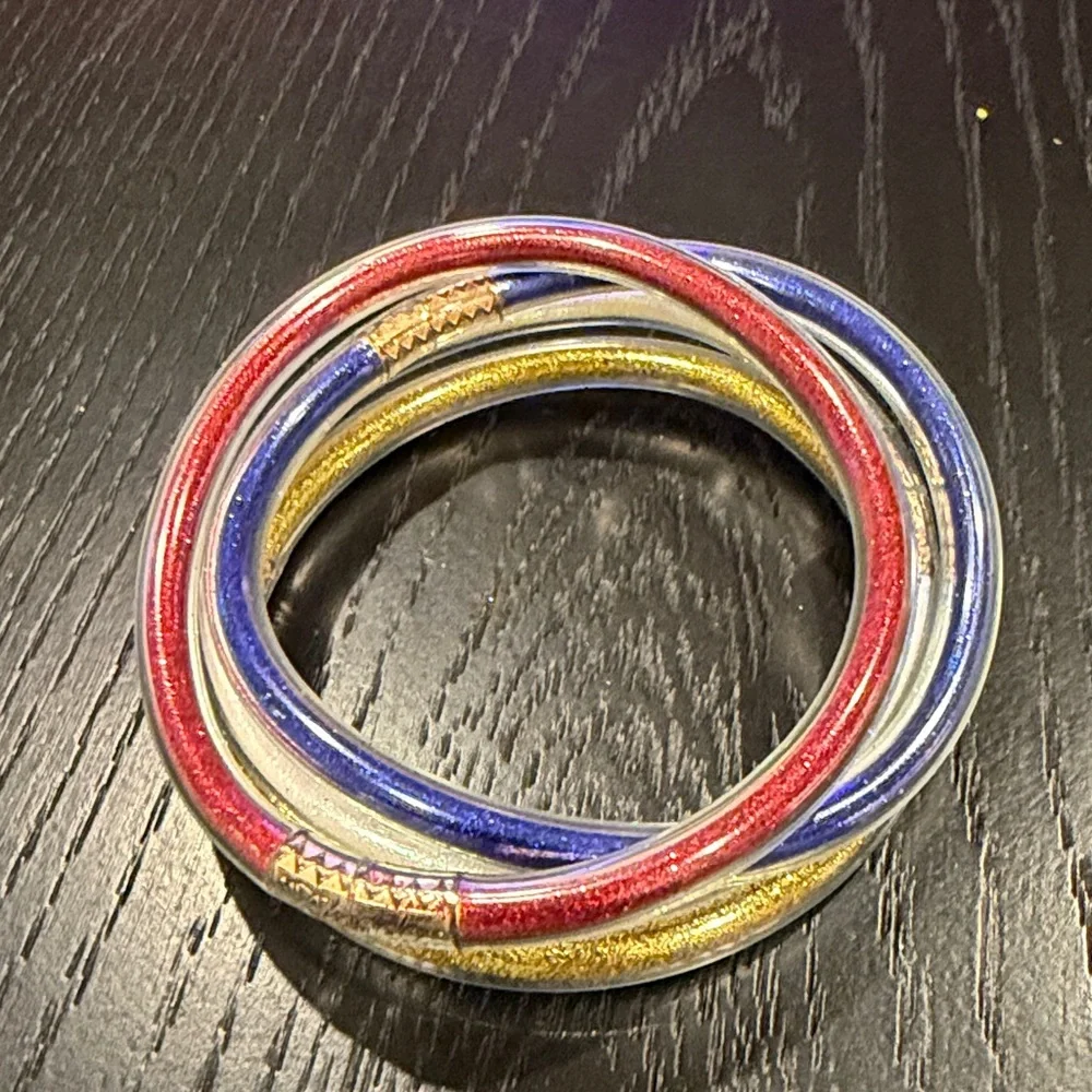 NWT Plunder Glitter Bracelet Set